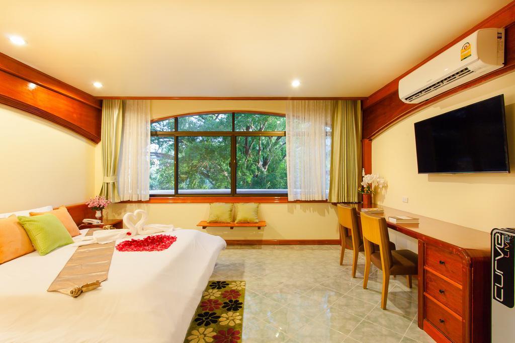 Id Residences Phuket Екстериор снимка