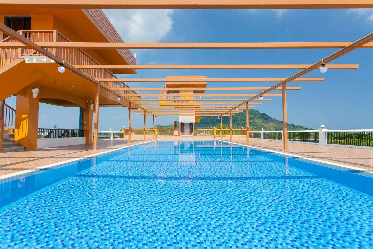 Id Residences Phuket Екстериор снимка