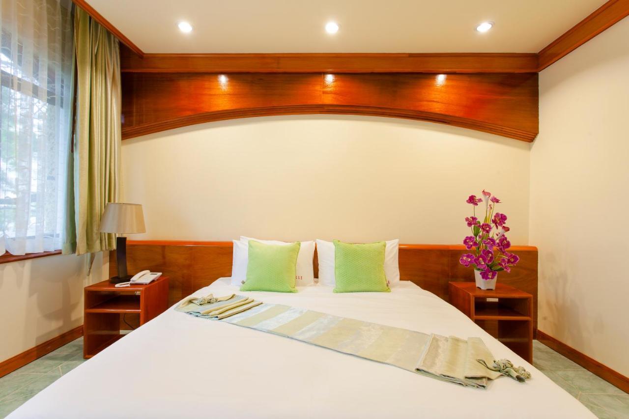 Id Residences Phuket Екстериор снимка