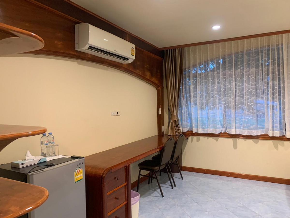 Id Residences Phuket Екстериор снимка
