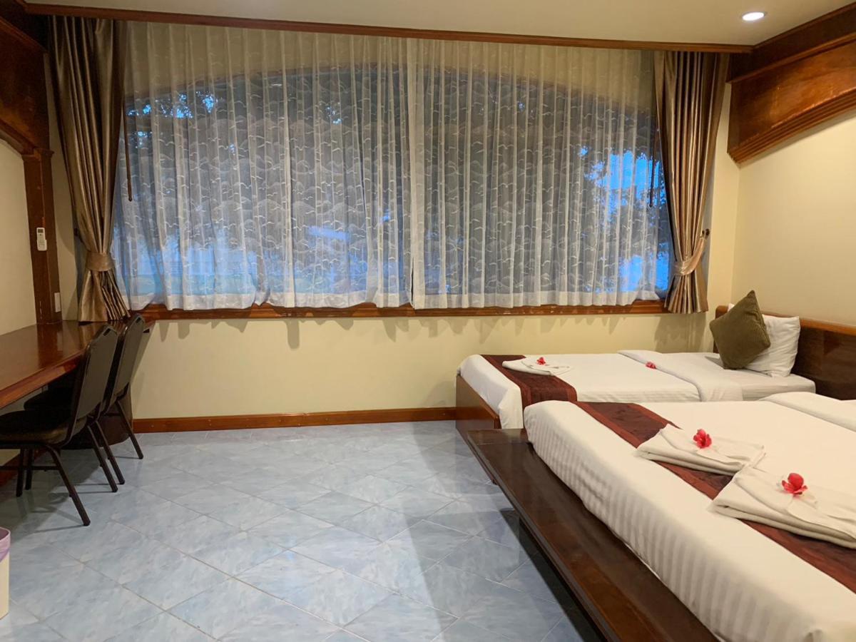 Id Residences Phuket Екстериор снимка