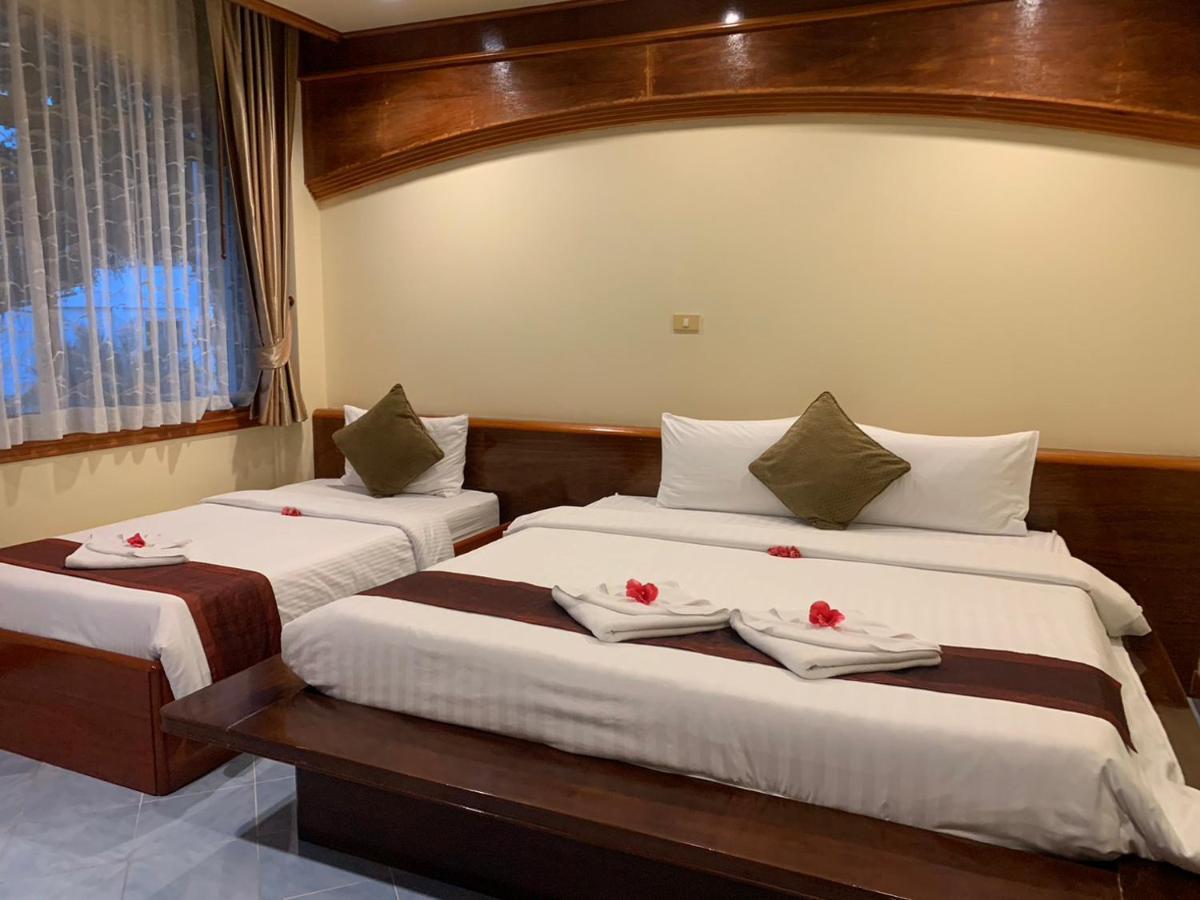 Id Residences Phuket Екстериор снимка