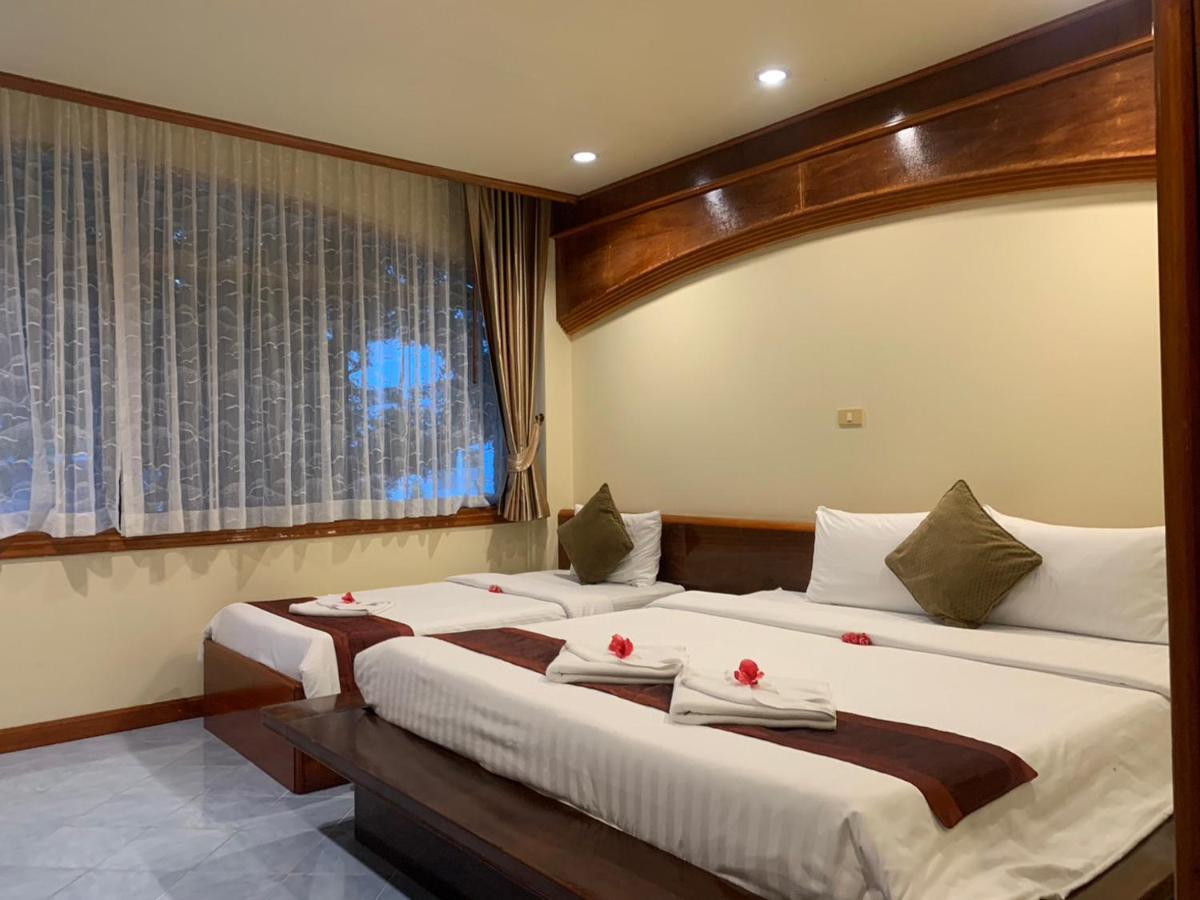 Id Residences Phuket Екстериор снимка