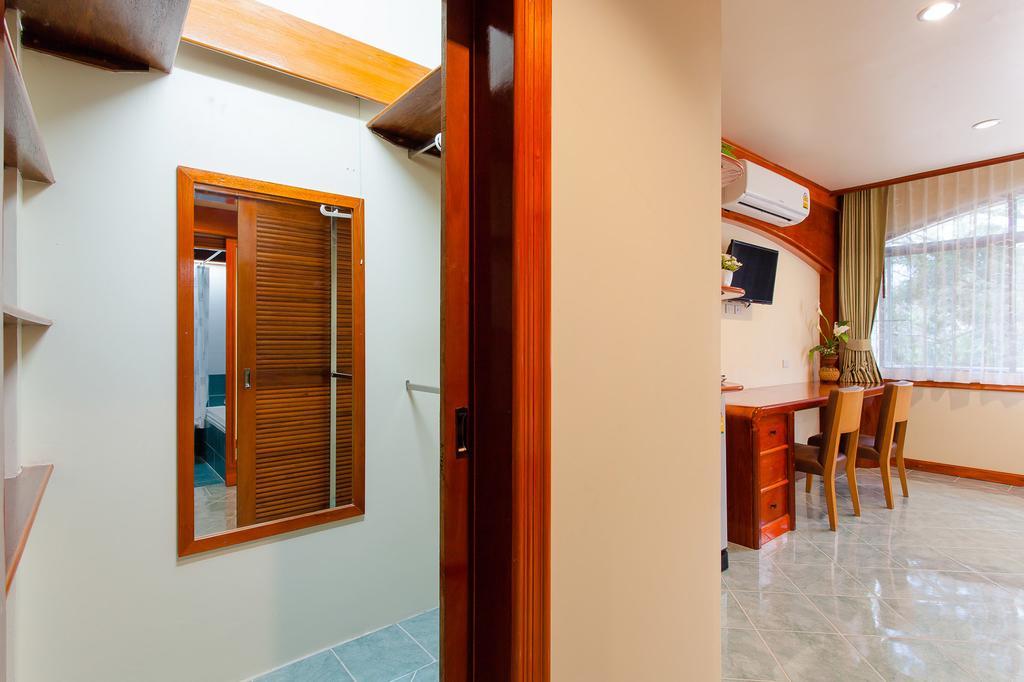 Id Residences Phuket Екстериор снимка