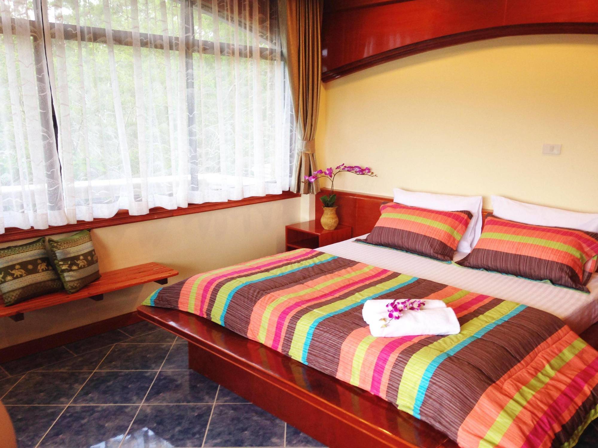 Id Residences Phuket Екстериор снимка