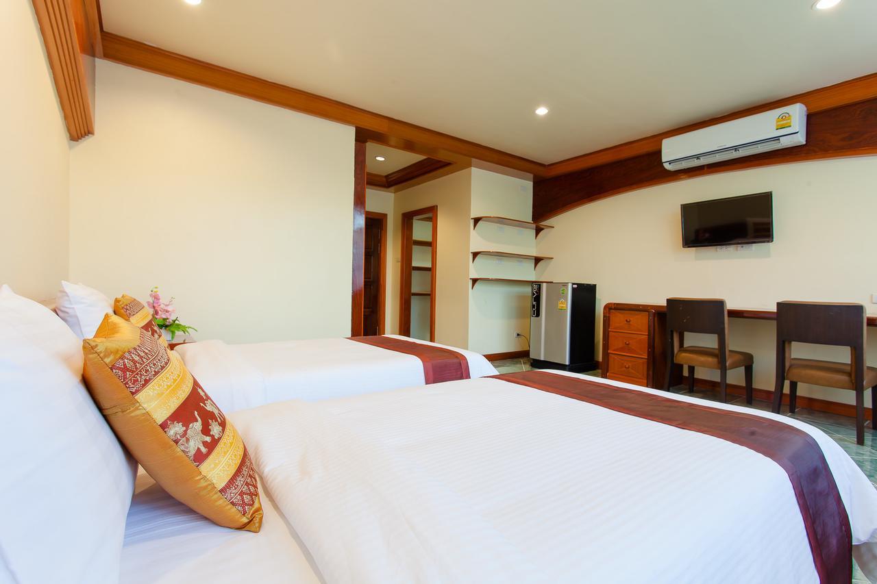 Id Residences Phuket Екстериор снимка